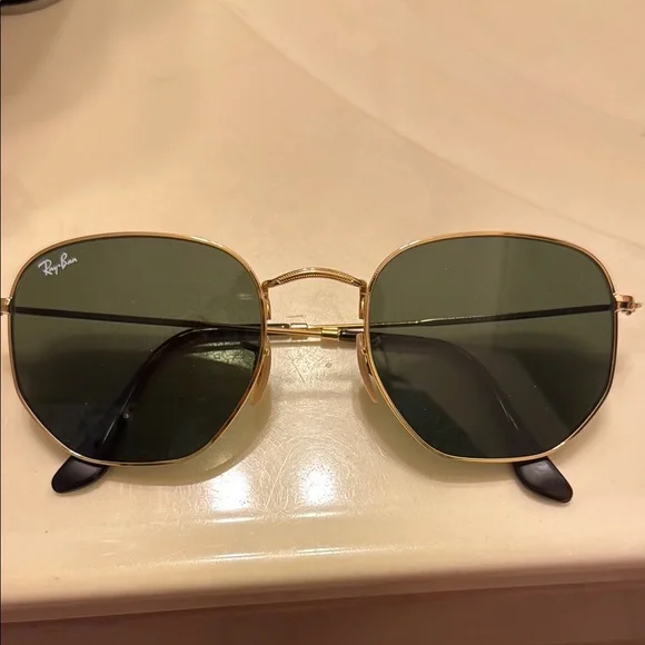 Ray-Ban Gold Sunglasses with Dark Green Lenses - Picture 2 of 7